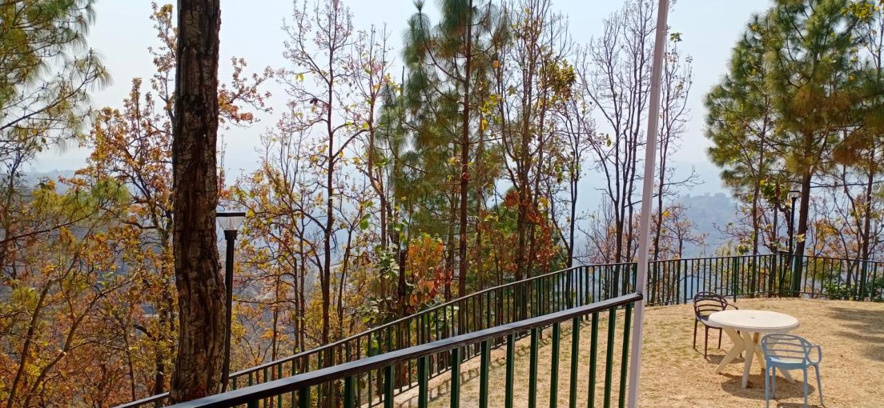 Blue Pine Orchards - Villas Lansdowne Dış mekan fotoğraf