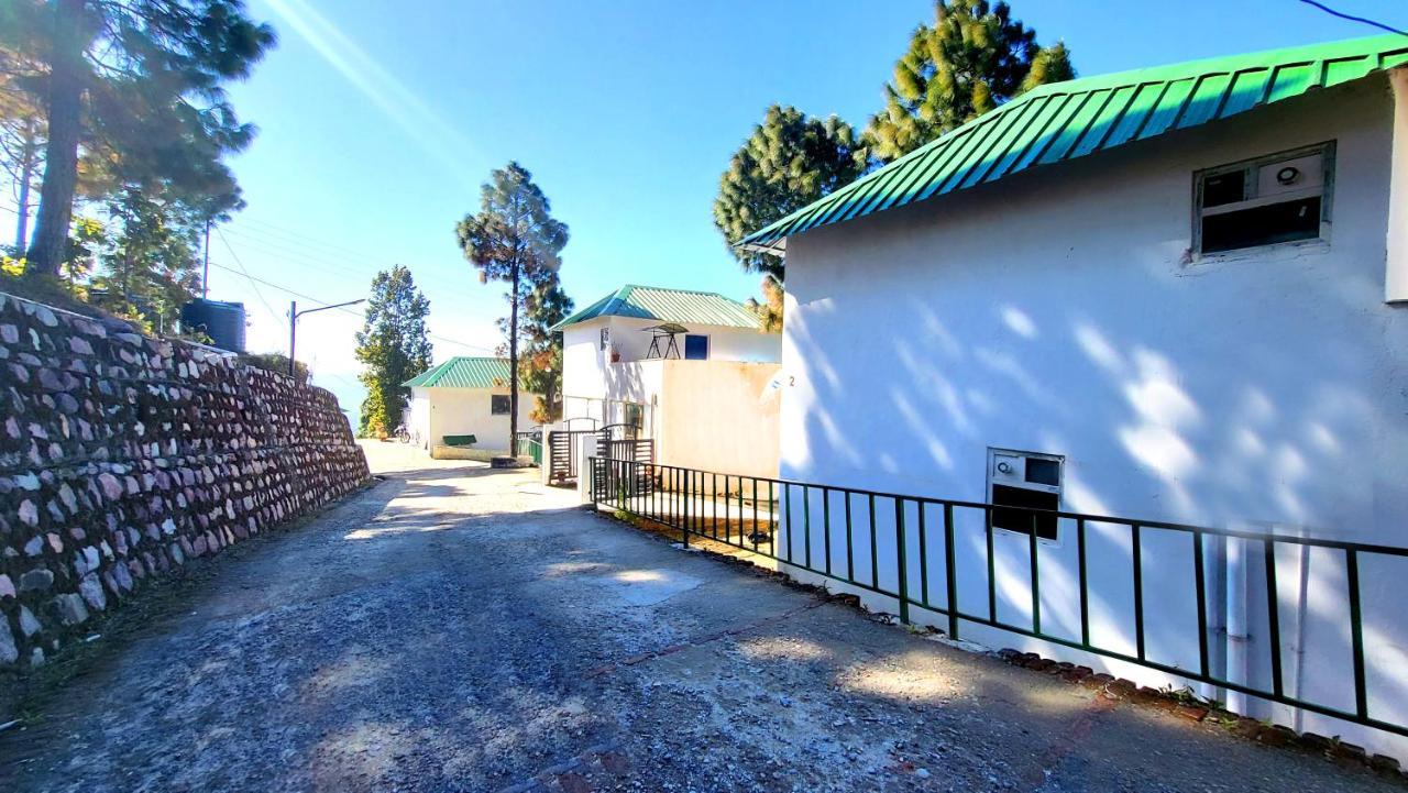 Blue Pine Orchards - Villas Lansdowne Dış mekan fotoğraf