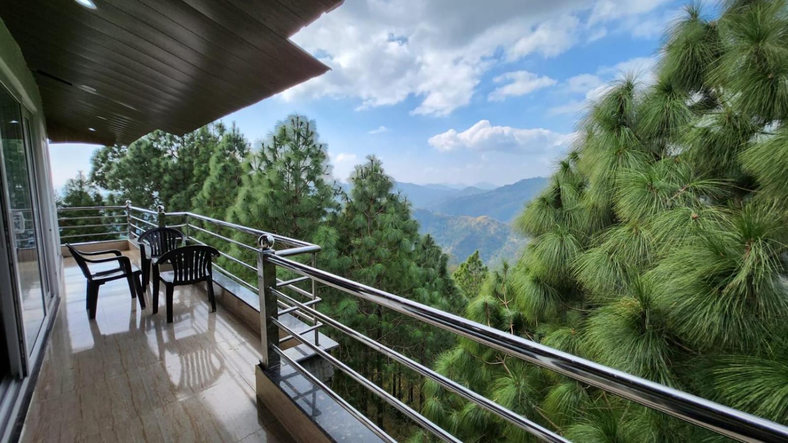 Blue Pine Orchards - Villas Lansdowne Dış mekan fotoğraf